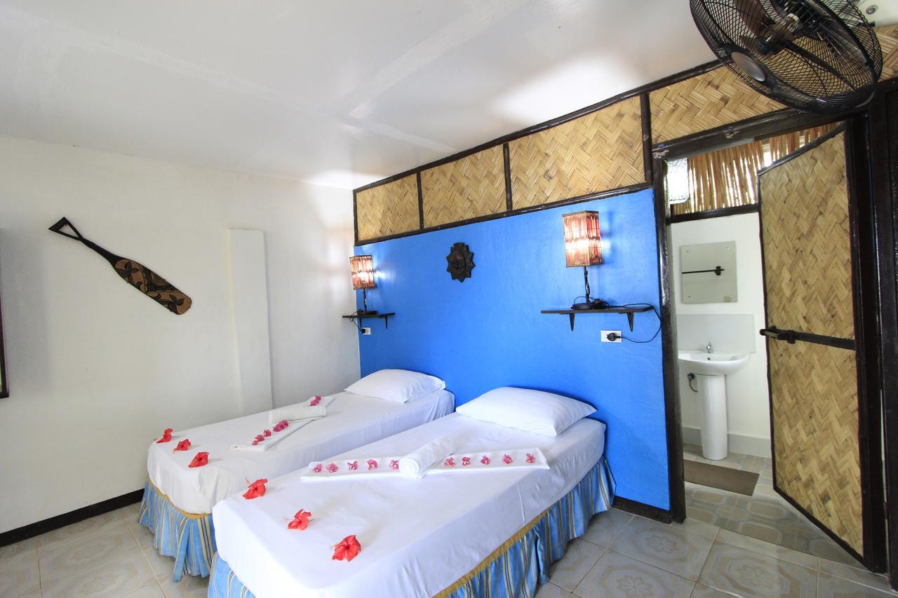 ดิสคัฟเวอรี ไอส์แลนด์ รีสอร์ต แอนด์ ไดฟ์ เซนเตอร์ Hotel โกรอน ภายนอก รูปภาพ