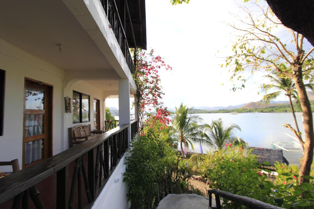 ดิสคัฟเวอรี ไอส์แลนด์ รีสอร์ต แอนด์ ไดฟ์ เซนเตอร์ Hotel โกรอน ภายนอก รูปภาพ
